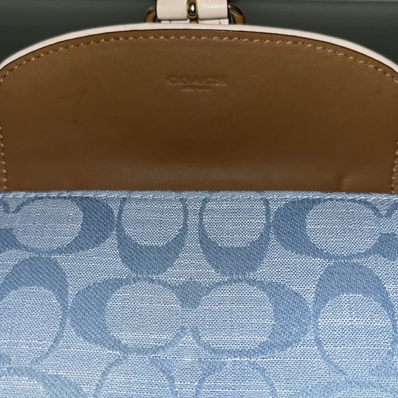 Coach Kloe wallet in Chambray - Picture 4 of 7